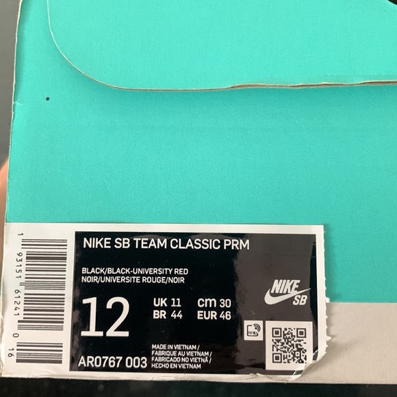 NIKE SB TEAM CLASSIC DEADSTOCK 2019 - Picture 11 of 11